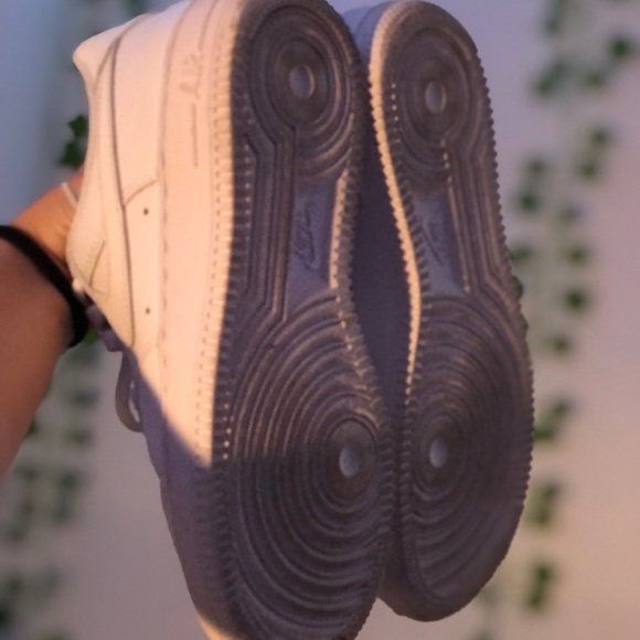 SOLD - Picture 4 of 6